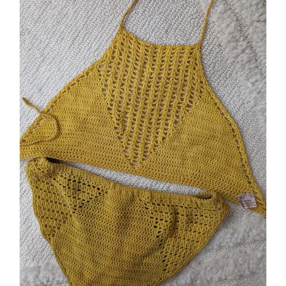 Vintage 60s Yellow Crochet Bikini Bathing Suit Halter Top Set - Picture 7 of 7